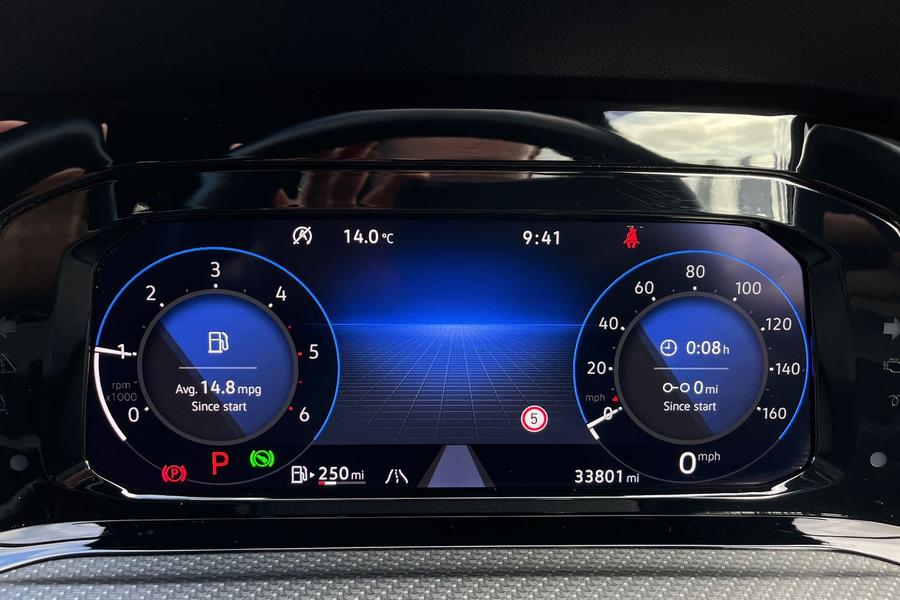 Volkswagen Golf Photo autoimg-ebaa32b92d23f856bc24c19a3868918b48f6bbce.jpg