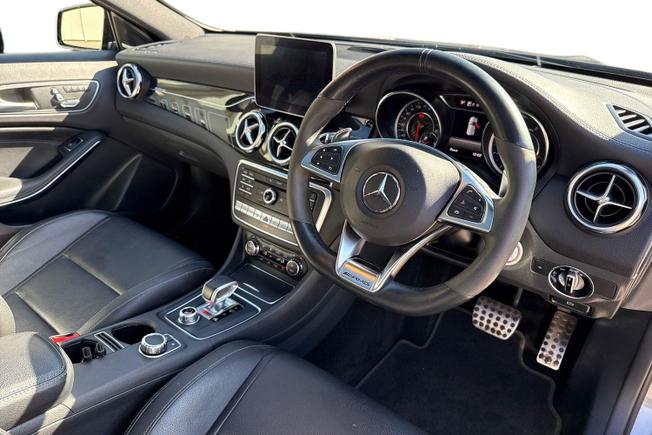 MERCEDES-BENZ Gla Photo 6