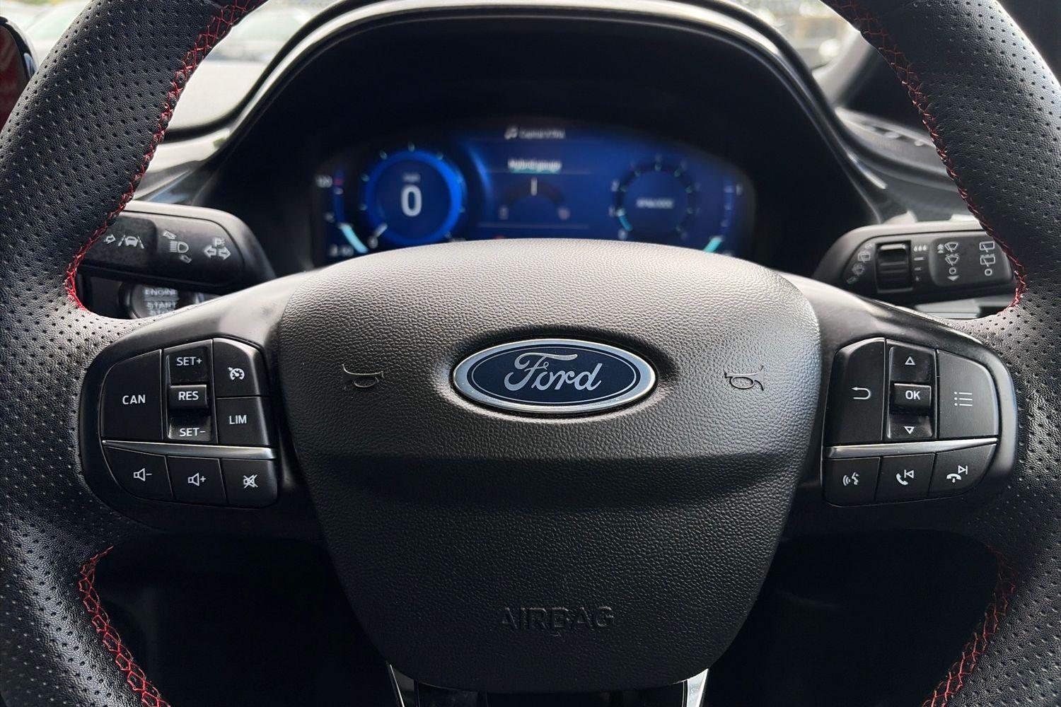 Ford Fiesta Photo 11