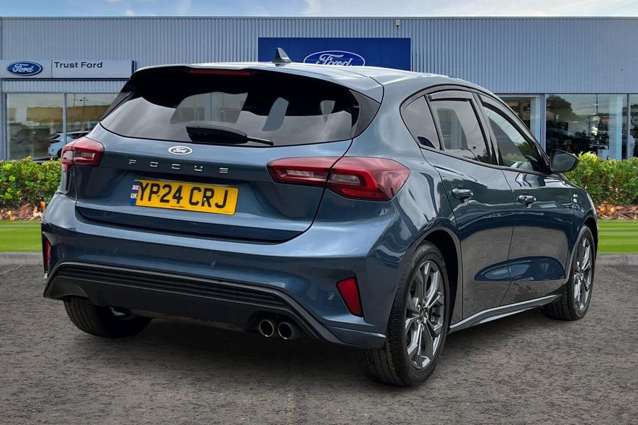 Ford FOCUS Photo autoimg-ebb50699a8d01903d4120d56aff16796c0418633.jpg
