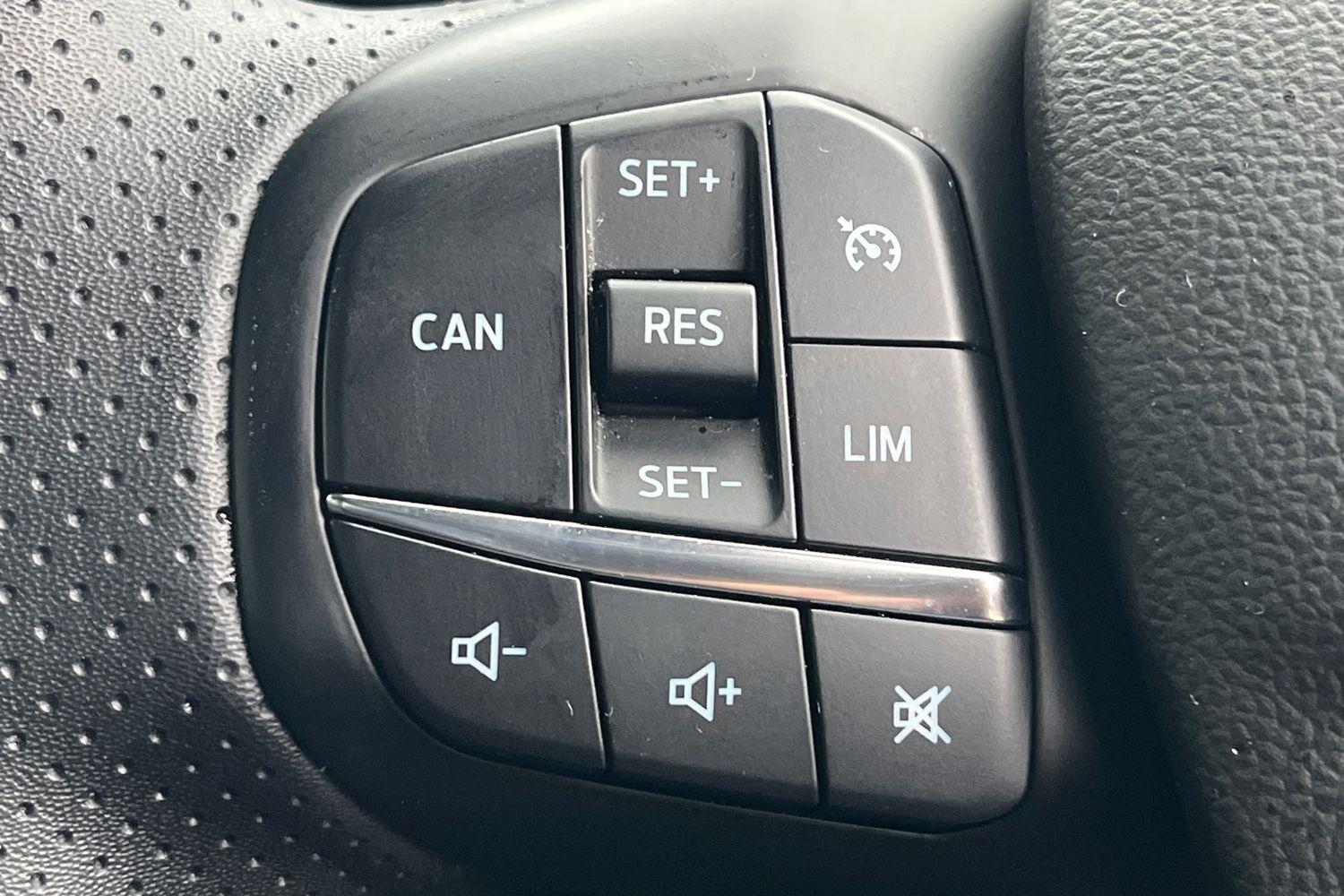 Ford FOCUS Photo 31