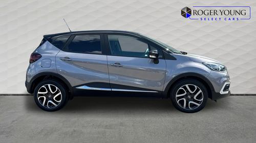 Renault Captur Photo autoimg-ebb7cc7c4695f271678c1e6d3201346548087dea.jpg