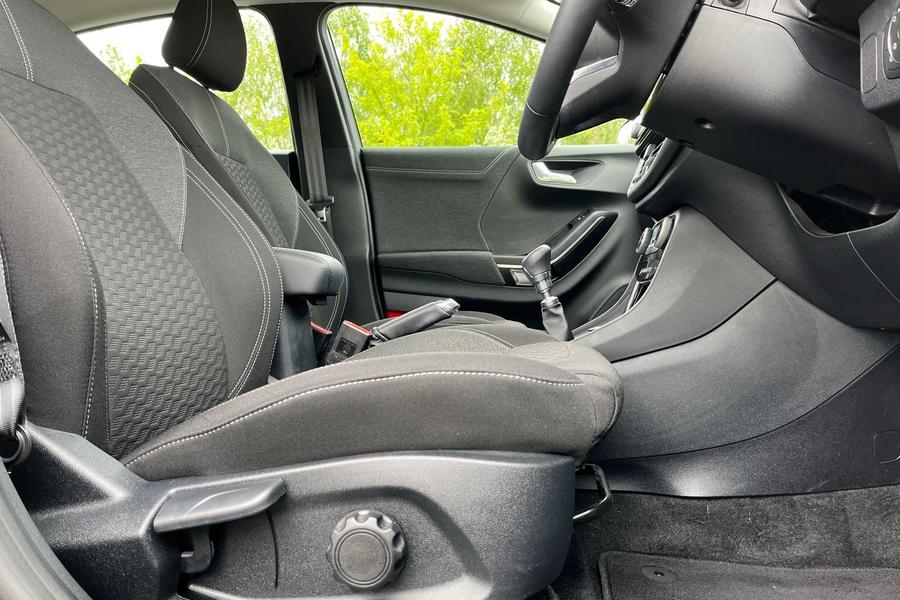 Ford PUMA Photo autoimg-ebb8c0aaba275ecf1e29655bf5ab8604559fb5d5.jpg