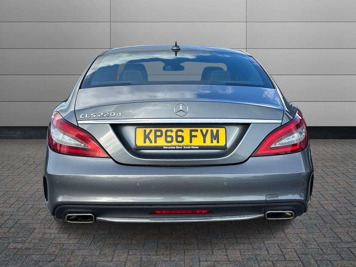 Mercedes-Benz CLS Photo 5