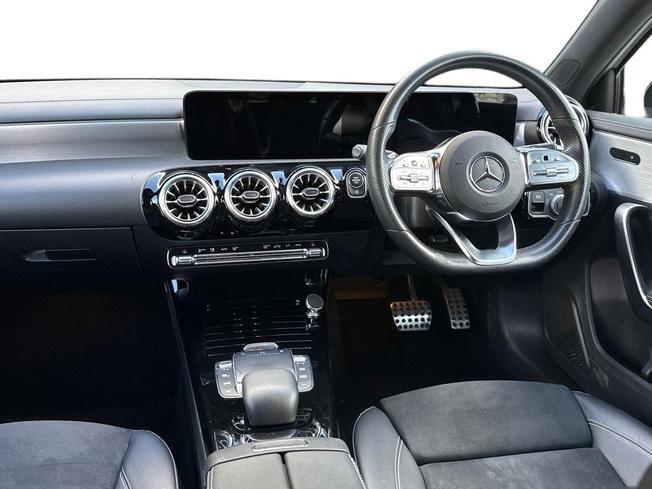 MERCEDES-BENZ A Class Photo 11
