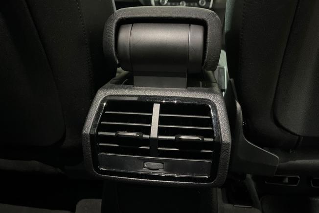 AUDI Q3 Photo 30