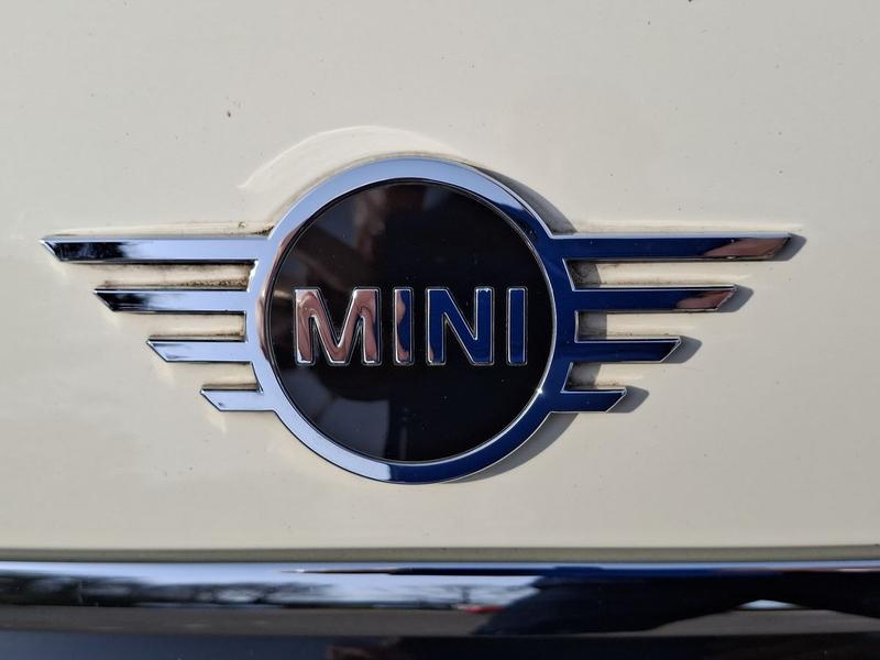 Used MINI Hatch PO19NYR 26