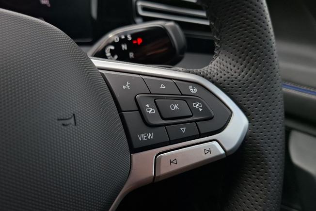 VOLKSWAGEN Tiguan Photo 17