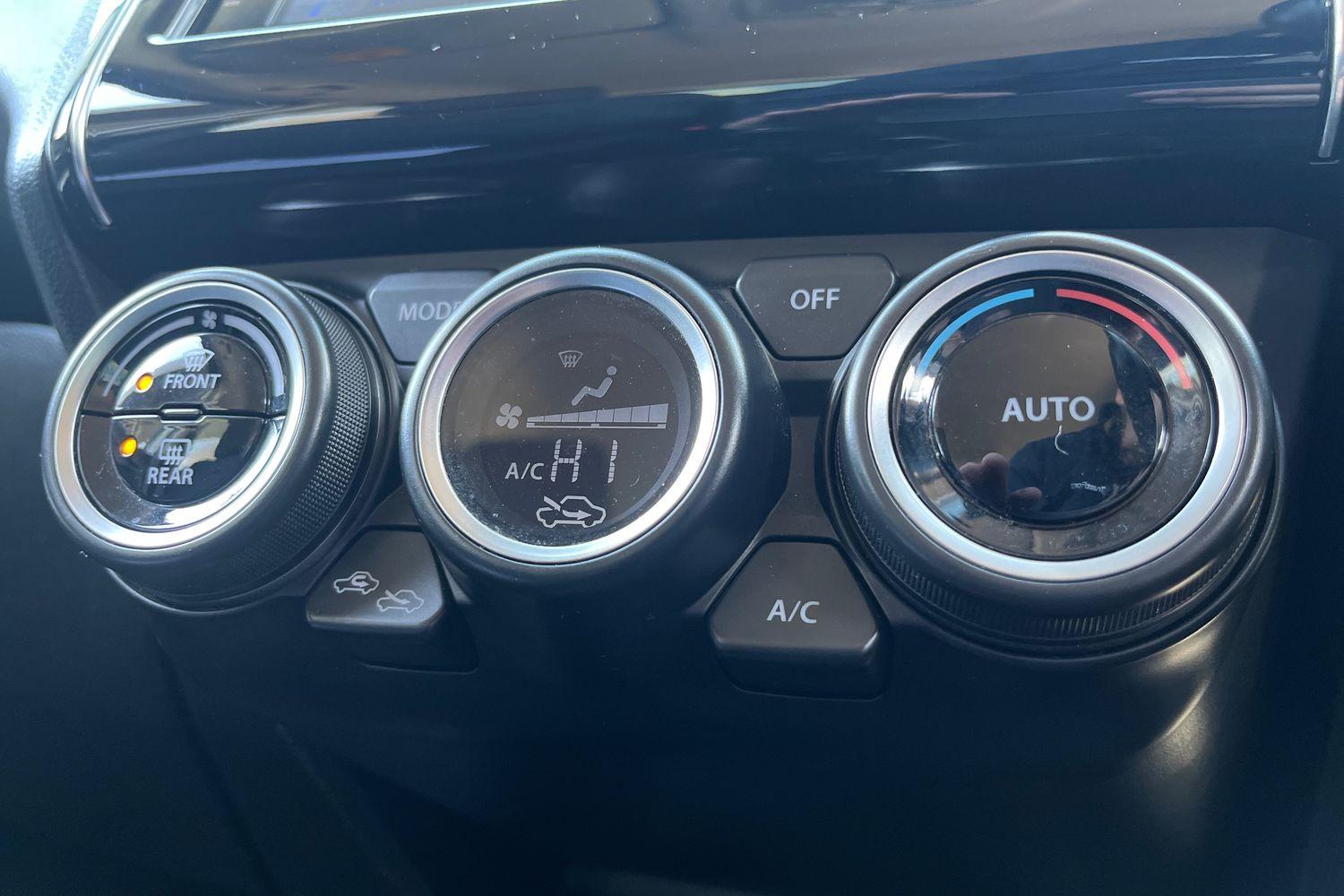 Suzuki SWIFT Photo 31