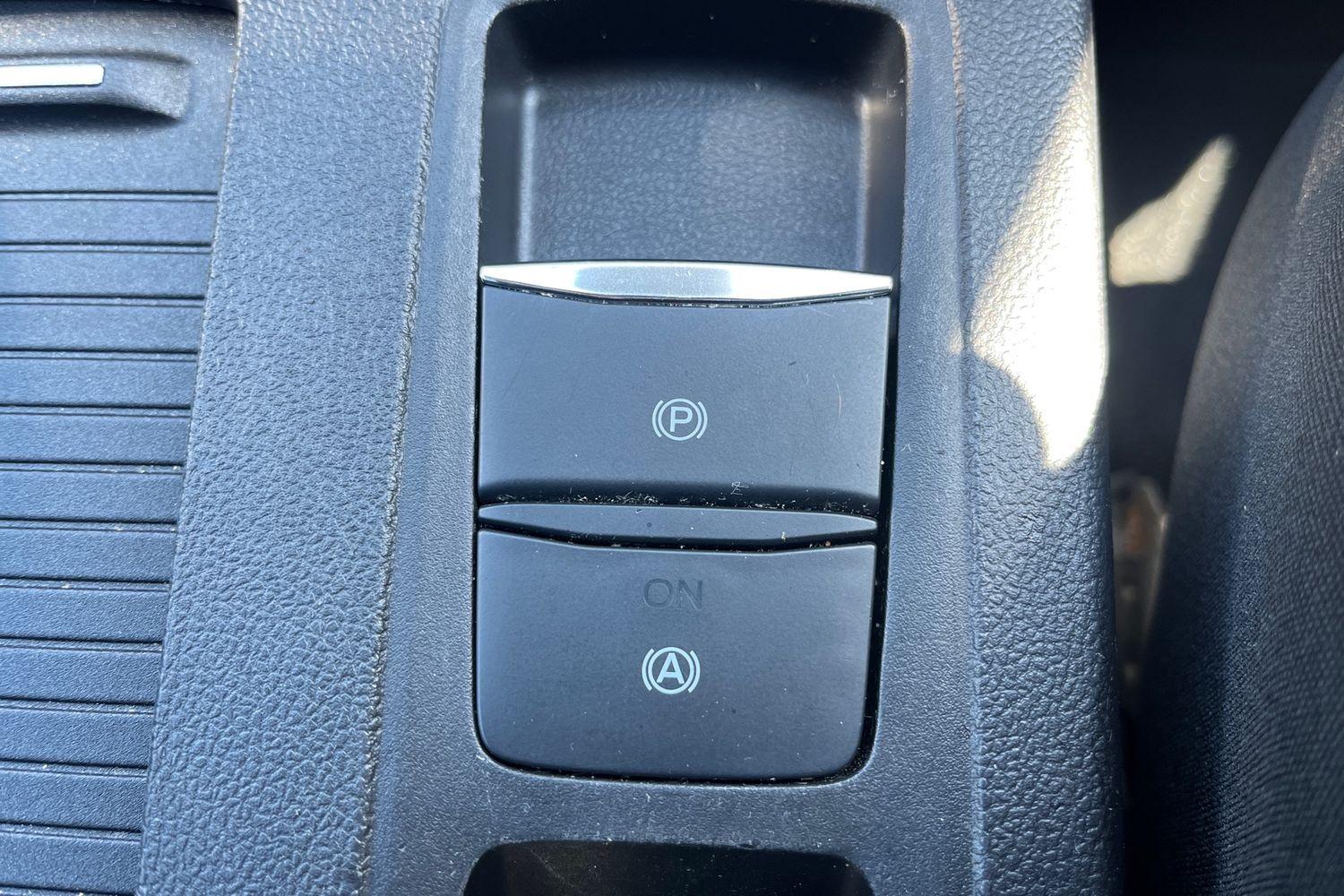 Ford Focus Photo 22