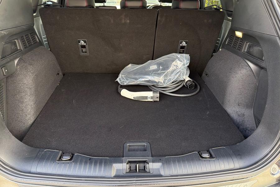 Ford KUGA Photo autoimg-ebdd3e5b2a831edb72efba06c20d3a18dd6c5416.jpg
