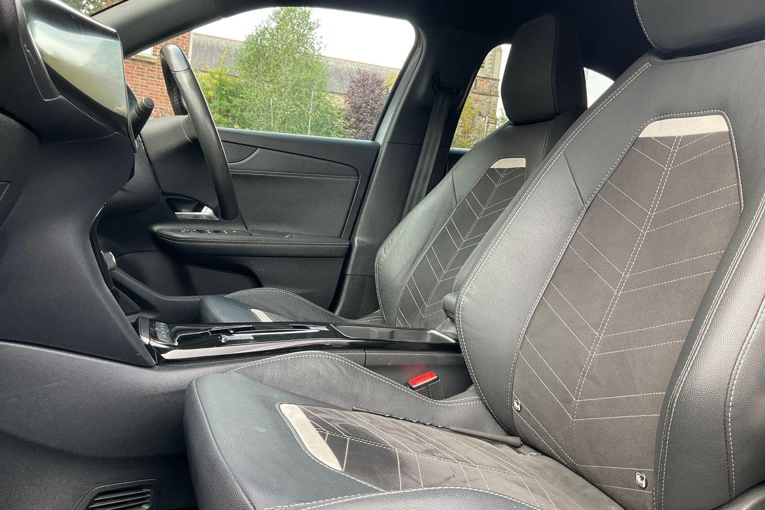 Vauxhall MOKKA Photo 18