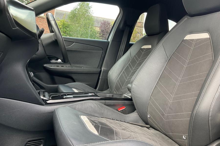 Vauxhall MOKKA Photo autoimg-ebe04a83502840e119c830357f31327fd7c8e947.jpg
