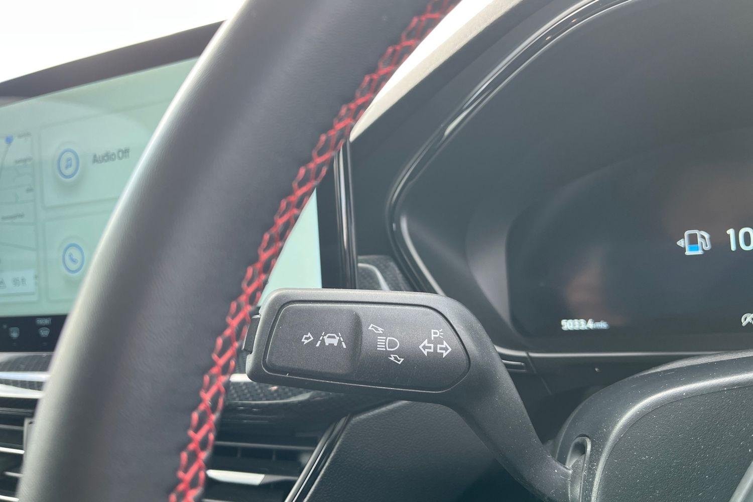 Ford FOCUS Photo 13