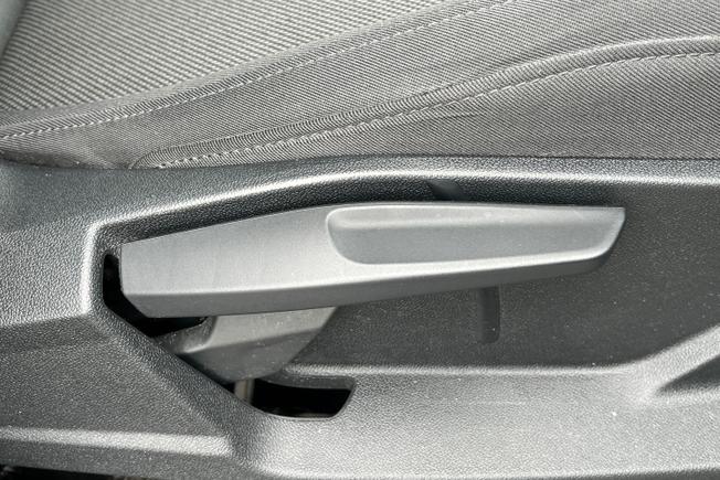 AUDI Q3 Photo 48