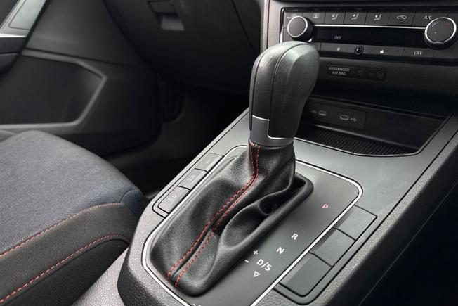 SEAT Ibiza Photo 22