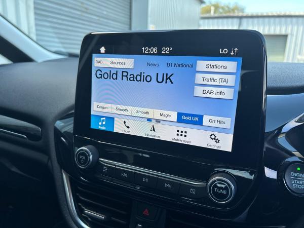 Ford Fiesta Photo autoimg-ebe5013338bb787f7298781d71470d9538ca8e99.jpg
