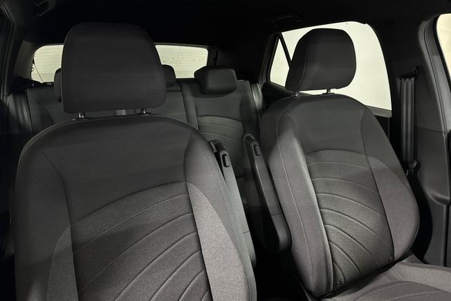 VOLKSWAGEN ID.3 Photo 25