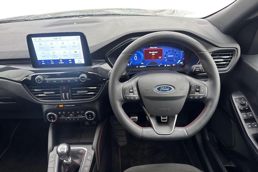 Ford KUGA Photo autoimg-ebe72e8fbf40a68ddb1f679d0106483588f315e1.jpg