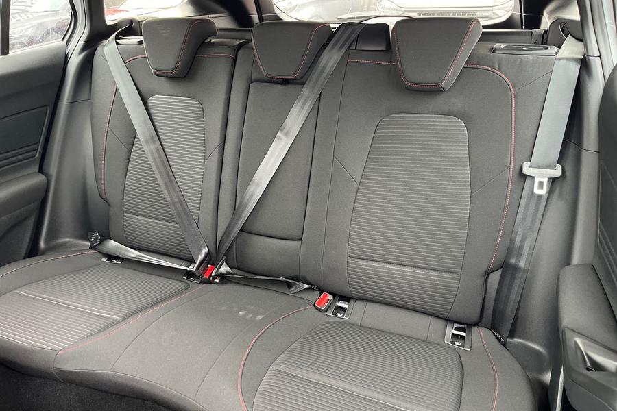 Ford FOCUS Photo autoimg-ebeee58b14110a1ca782ca6badde8d66d5a727ab.jpg