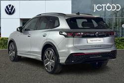 VOLKSWAGEN Tiguan Photo 3