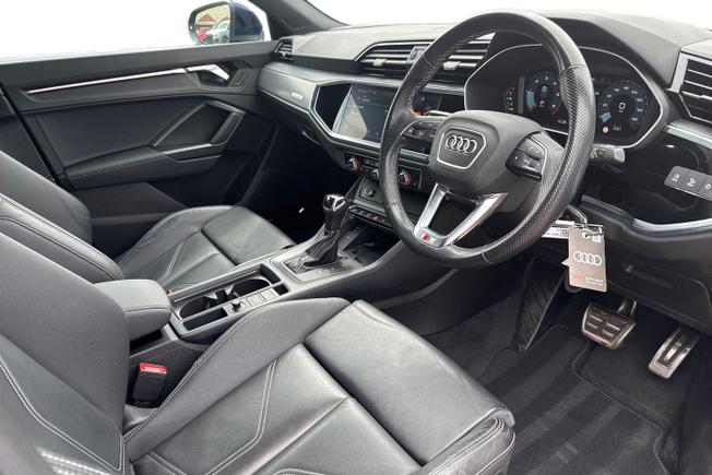 Audi Q3 Photo 6