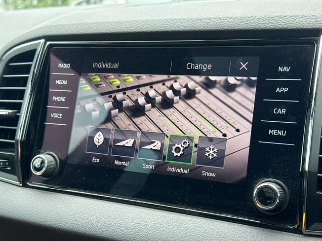 ŠKODA Karoq Photo 42