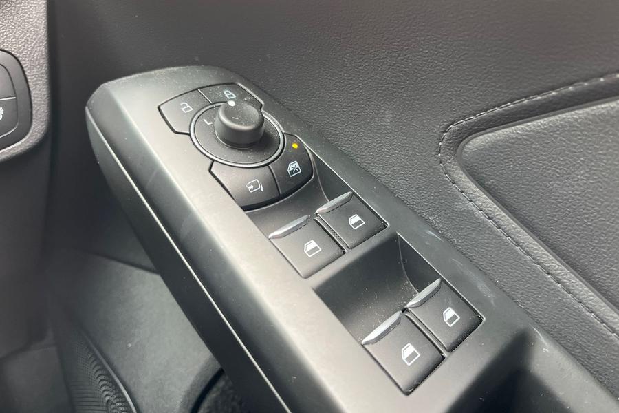 Ford FOCUS Photo autoimg-ebf15599bac58908fa5e542d3e476ec69a7b7acd.jpg