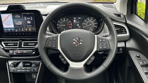 Suzuki S-CROSS Photo autoimg-ebf1ca3e64b80b3d5cb235b08953dea895ae68cb.jpg