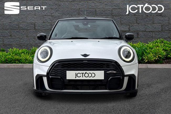 MINI Convertible Photo 8