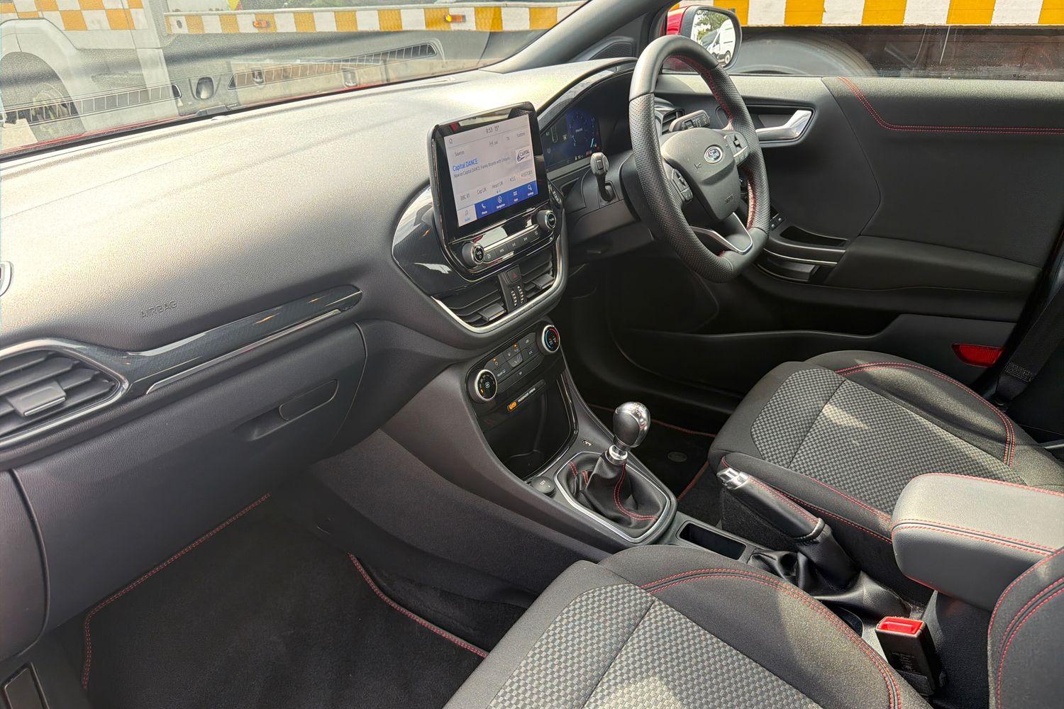 Ford PUMA Photo 17