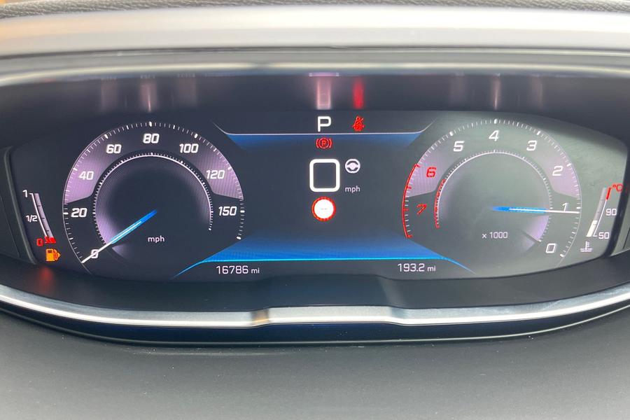 Peugeot 5008 Photo autoimg-ebf6649d26a0d6de468676c379ecdd77d422e1c8.jpg