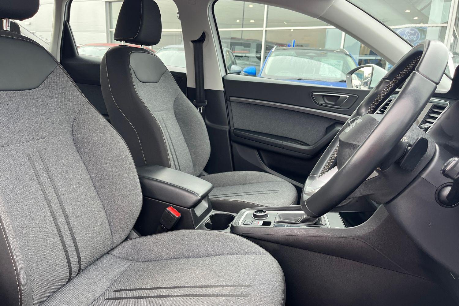 SEAT ATECA Photo 16