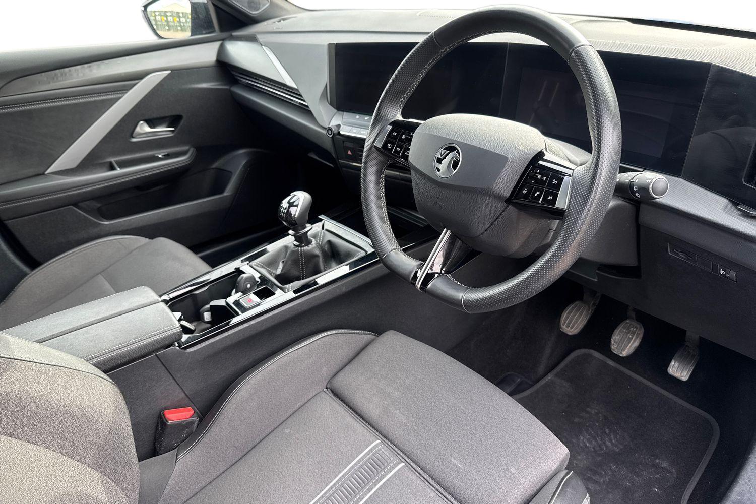 Vauxhall ASTRA Photo 8