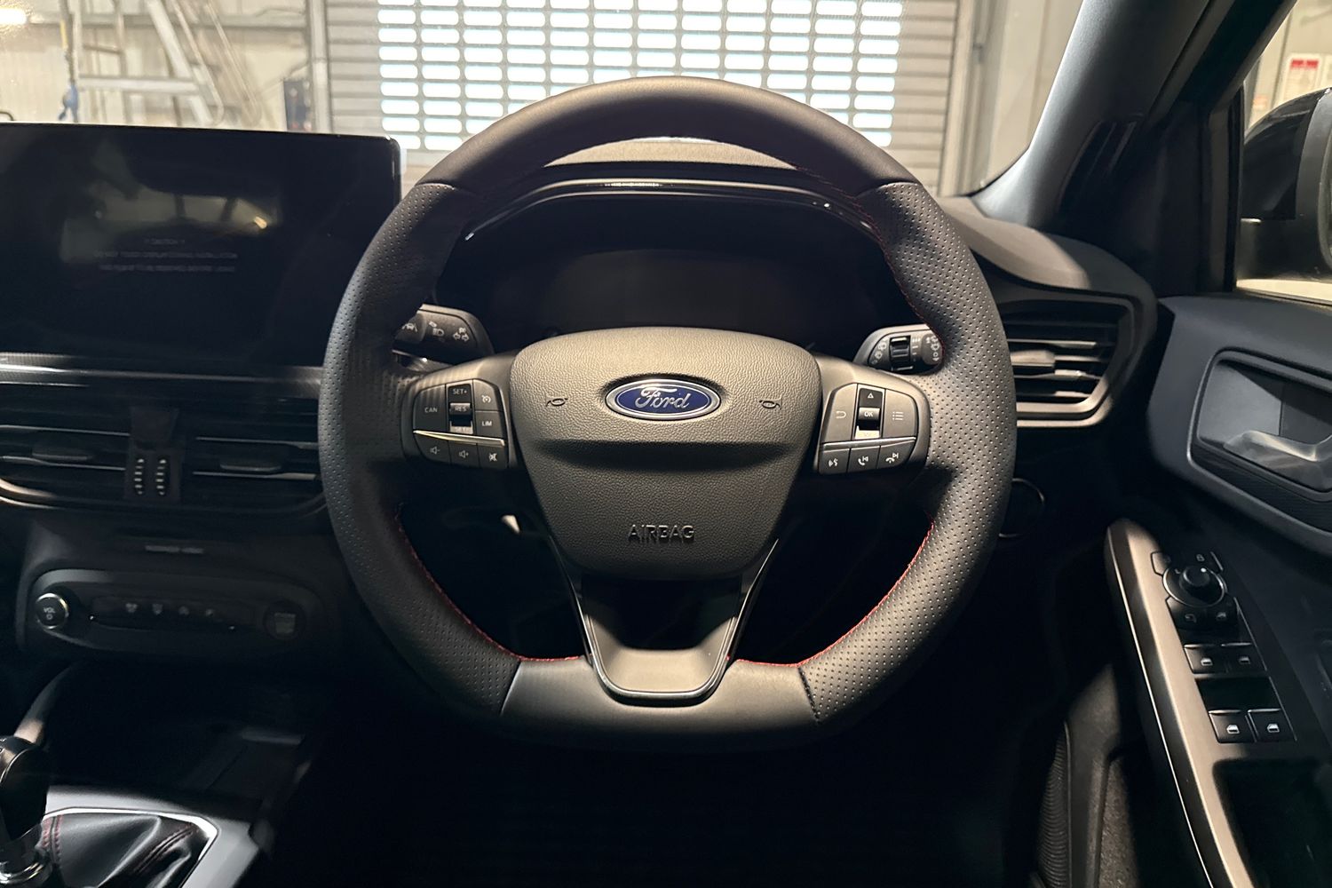 Ford FOCUS Photo 11