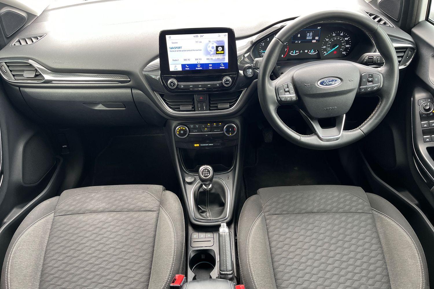 Ford PUMA Photo 9