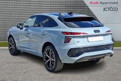 AUDI Q3 Photo 3