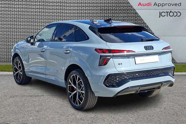 AUDI Q3 Photo 3