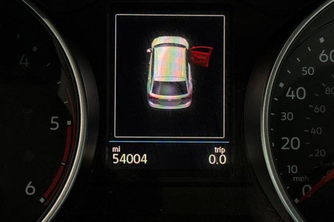 VOLKSWAGEN Tiguan Photo 15
