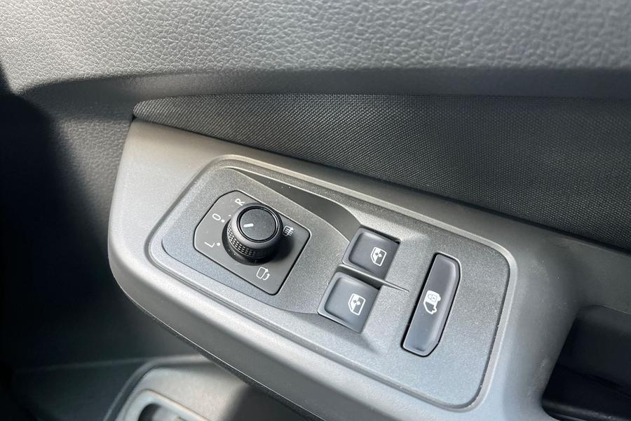 Ford TRANSIT CONNECT Photo autoimg-ec0aa3d245bb176d3c1216b9bc10ad32fc0219f4.jpg