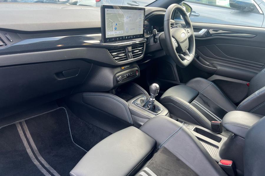 Ford FOCUS Photo autoimg-ec0af214e39489a2b36222c1166184d75743ab9f.jpg