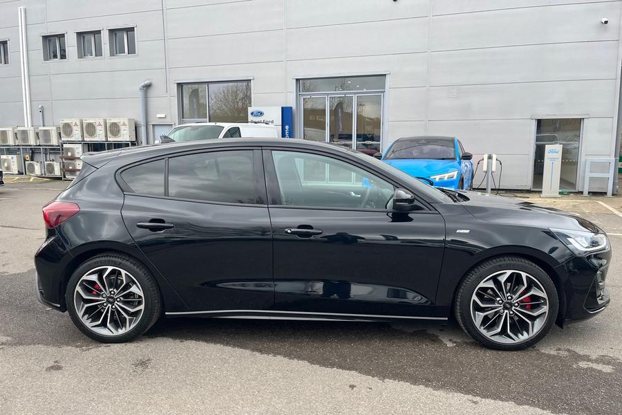 Ford FOCUS Photo autoimg-ec0d80e14f61652edc6a54aafa0ab711b6bf3e7a.jpg