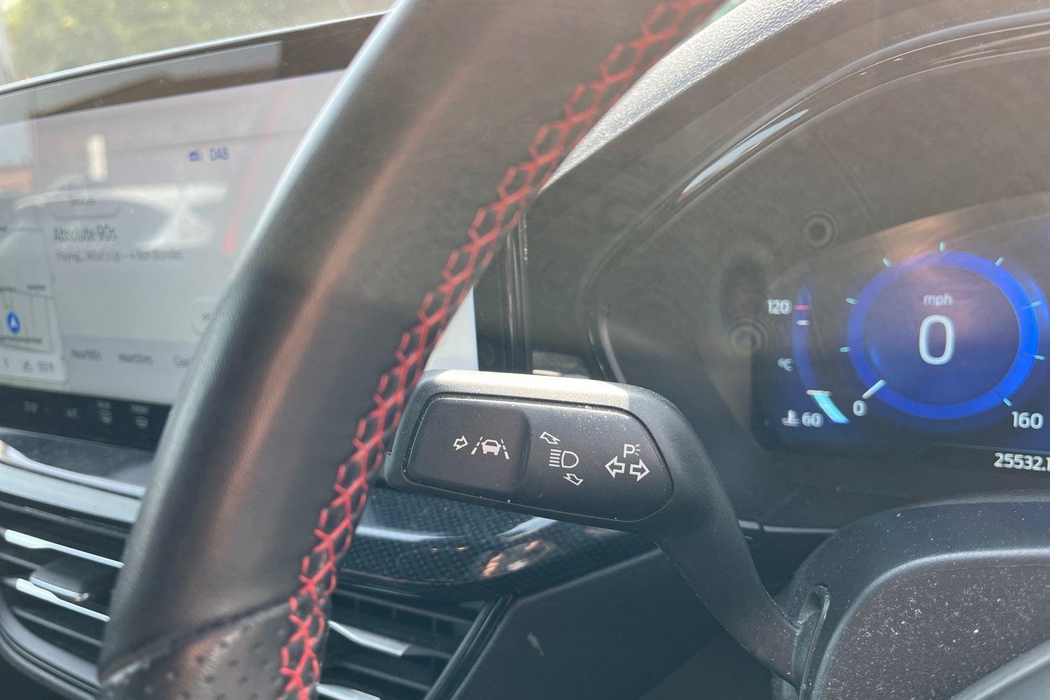 Ford FOCUS Photo 13
