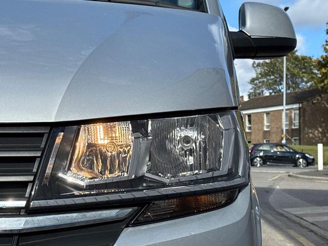 VOLKSWAGEN Transporter Photo 27