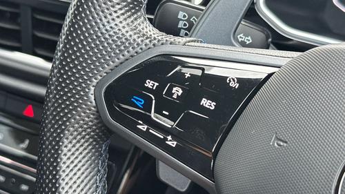 Volkswagen T-Roc Photo autoimg-ec1903394a86574e558e97826b0609d9ae310c6b.jpg