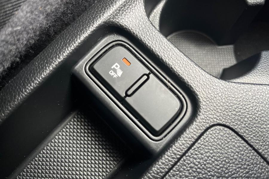 Hyundai i10 Photo autoimg-ec1984d621d562e63dfea4e88d63c7cd9de0f673.jpg