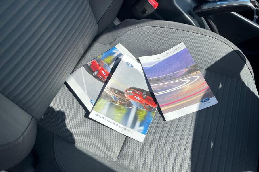 Ford C-Max Photo autoimg-ec198c64b67cfbbe807790b53bcbbdda5295964f.jpg