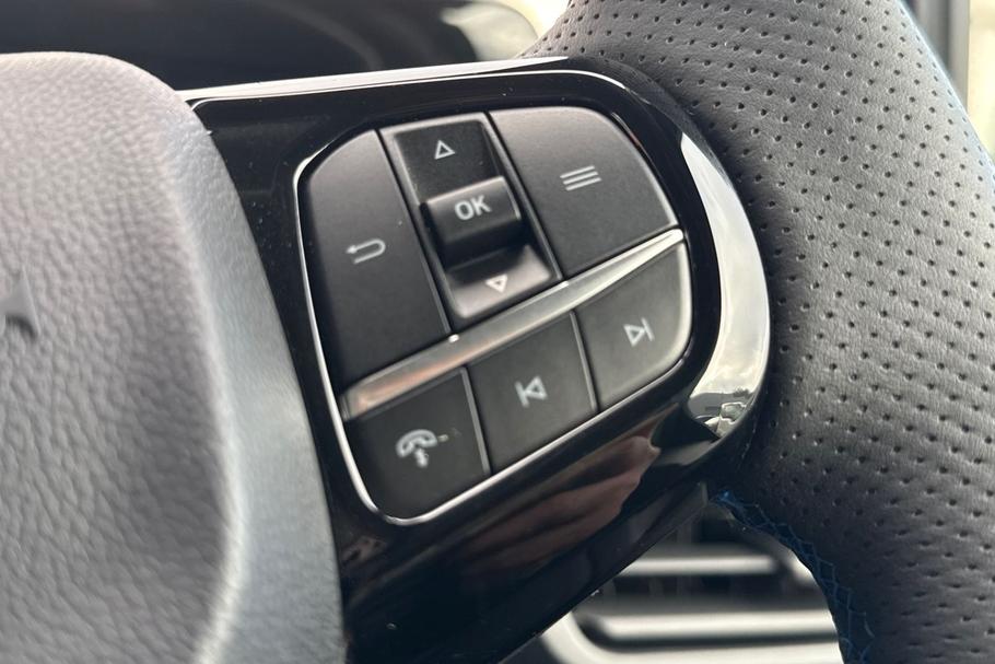 Used Ford E-TRANSIT CUSTOM YB75VXP 24