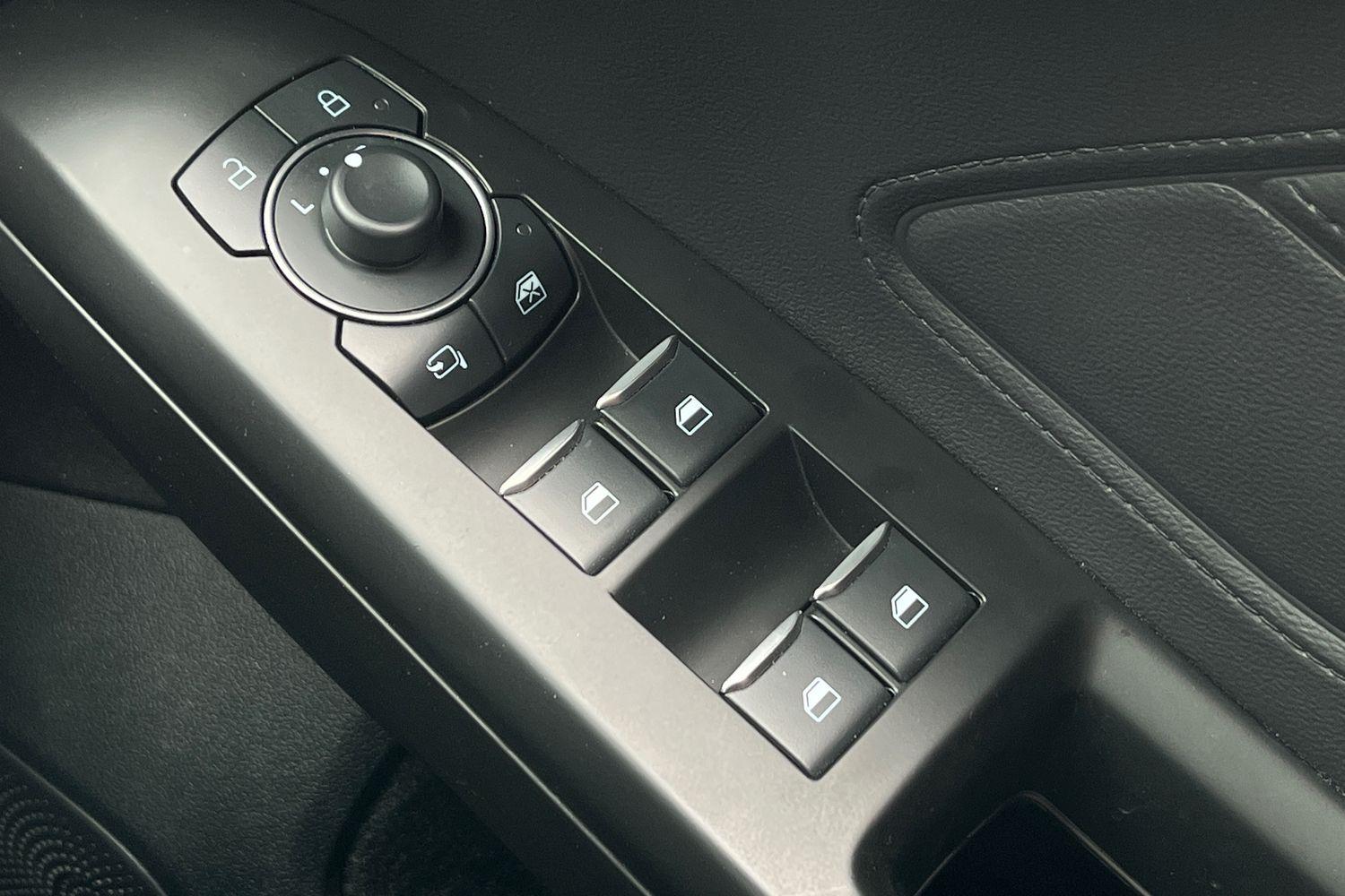 Ford FOCUS Photo 15