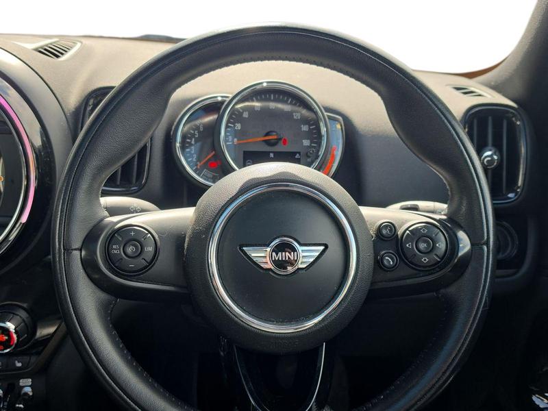 Used MINI Countryman YL67JUH 14